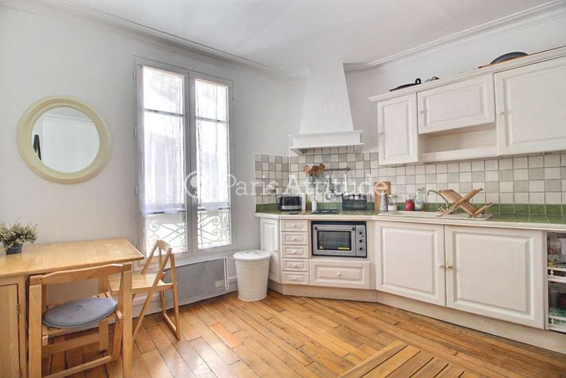 Rent Apartment in Paris 75018 - Furnished - 27m² Montmartre - Abbesses ...