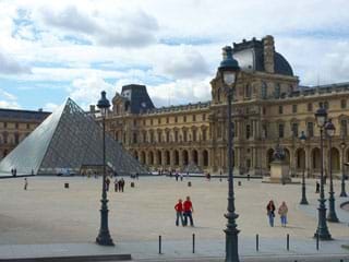 Paris Louvre Apartment rentals