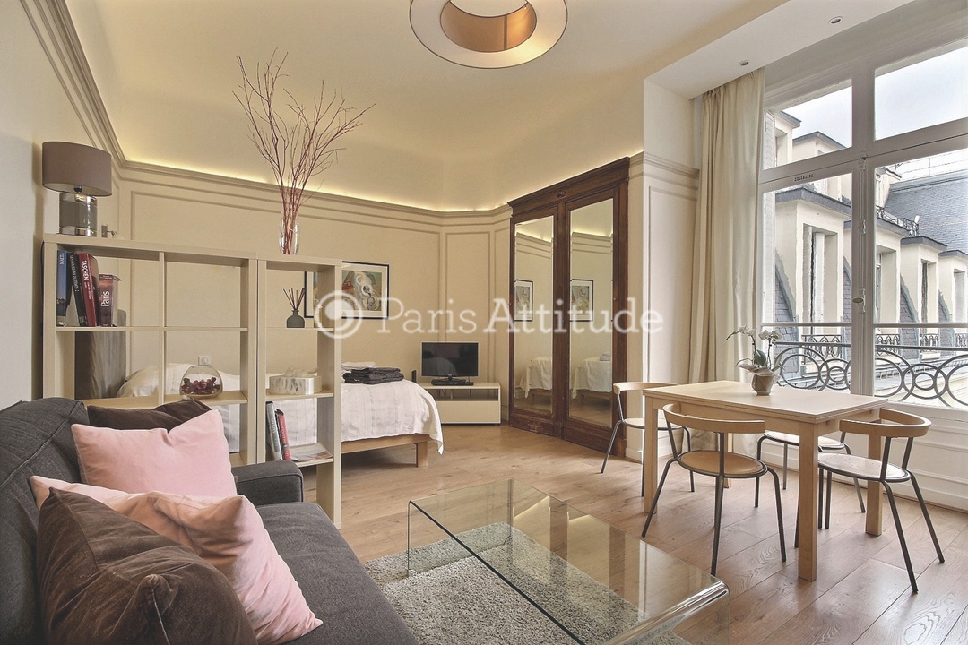 Location Appartement meublé Studio - 40m² - Champs-Élysées - Paris