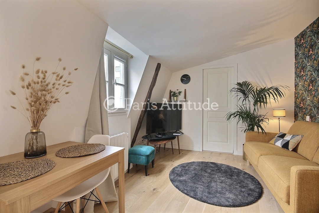 Location Appartement meublé Studio - 20m² - Hôtel de Ville - Paris