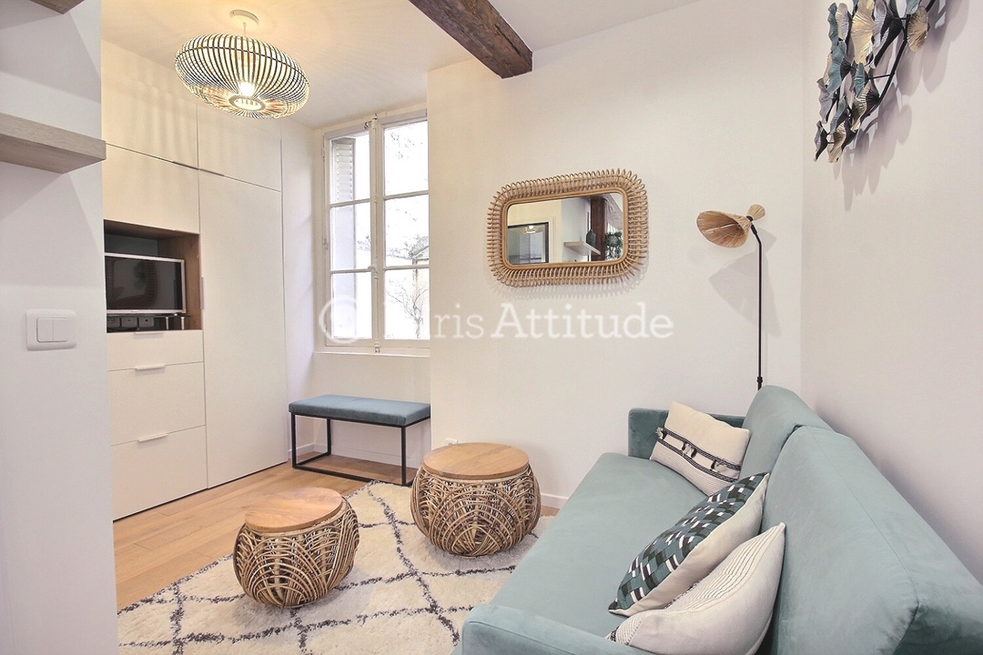 Location Appartement meublé Alcove Studio - 22m² - Invalides - Paris