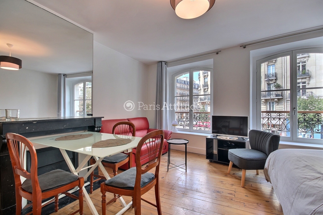 Rent Apartment in Paris 75008 - Furnished - 60m² Champs-Élysées