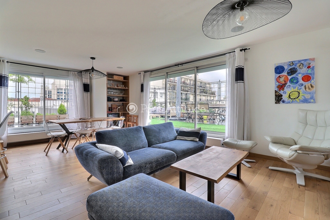 Location Appartement meublé 3 Chambres - 118m² - Canal de l'Ourcq - Paris