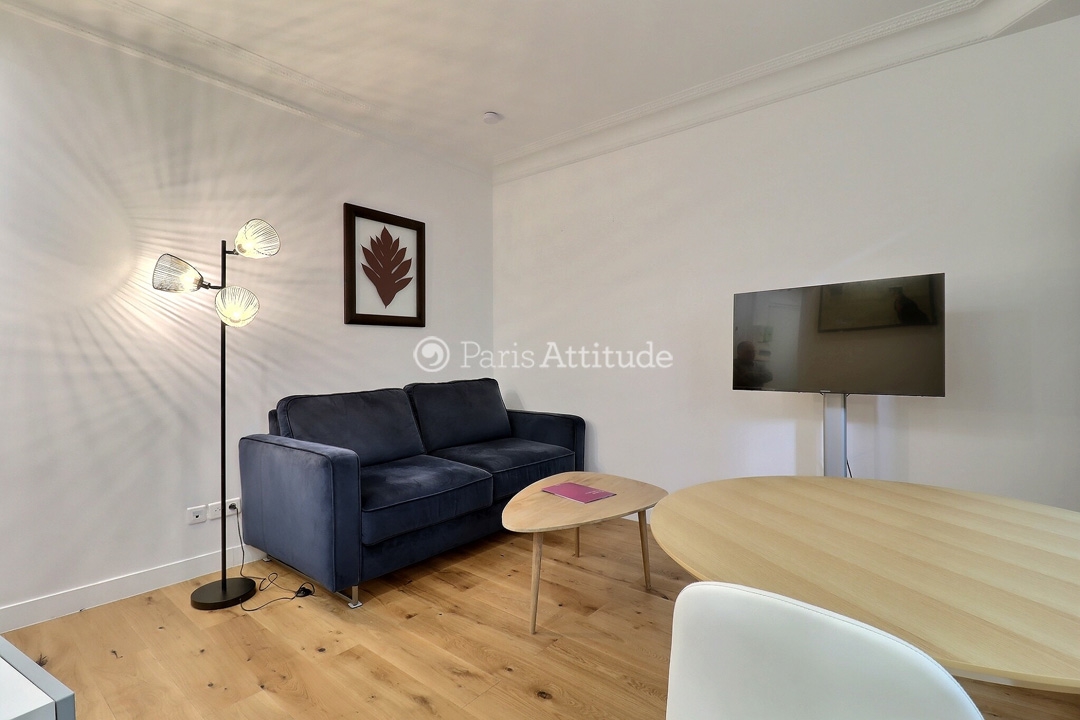 Location Appartement meublé Studio - 20m² - Sevres Lecourbe - Paris