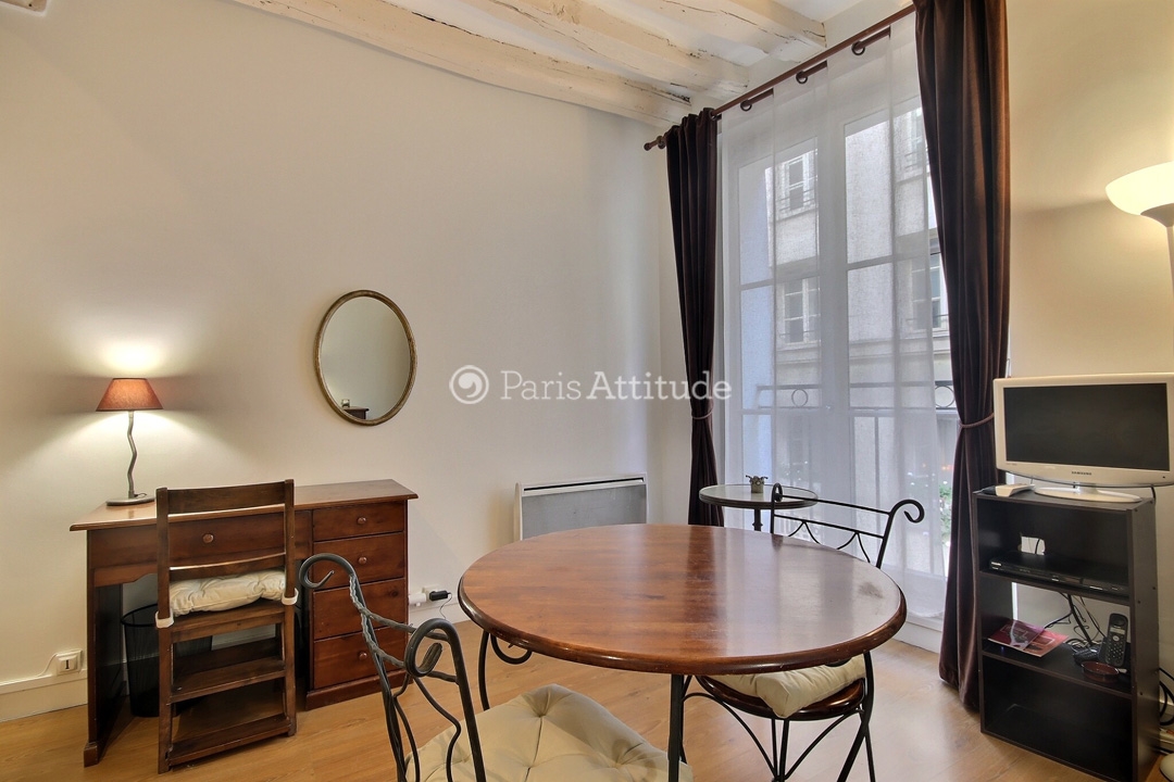 Location Appartement meublé Studio - 25m² - Le Marais - Paris