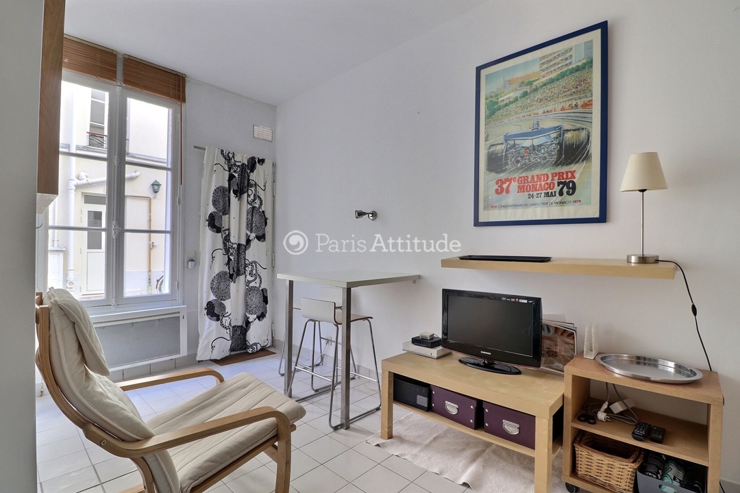 Location Appartement meublé Studio - 15m² - Invalides - Paris