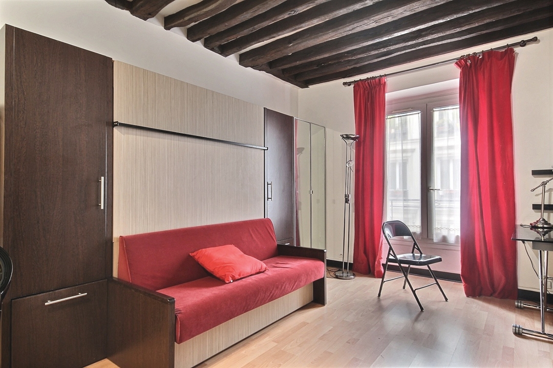 Location Appartement meublé Studio - 25m² - Canal Saint Martin - Paris