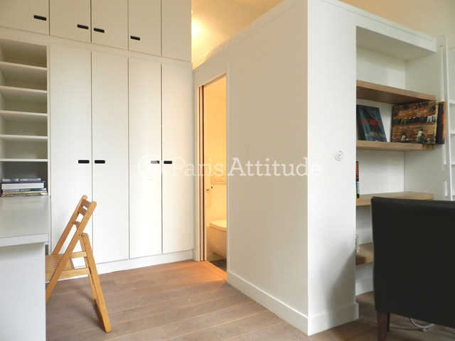 Location Appartement meublé Studio - 20m² - Invalides - Paris
