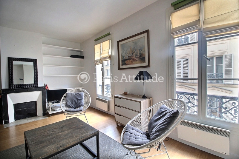 Location Appartement meublé Studio - 29m² - Invalides - Paris