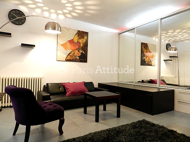 Location Appartement meublé Studio - 24m² - Canal Saint Martin - Paris