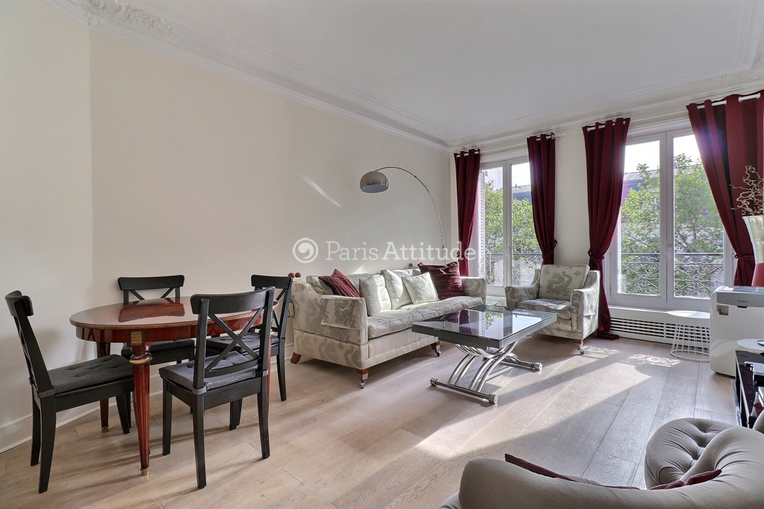 Location Appartement meublé 3 Chambres - 83m² - Champs de Mars - Tour Eiffel - Paris